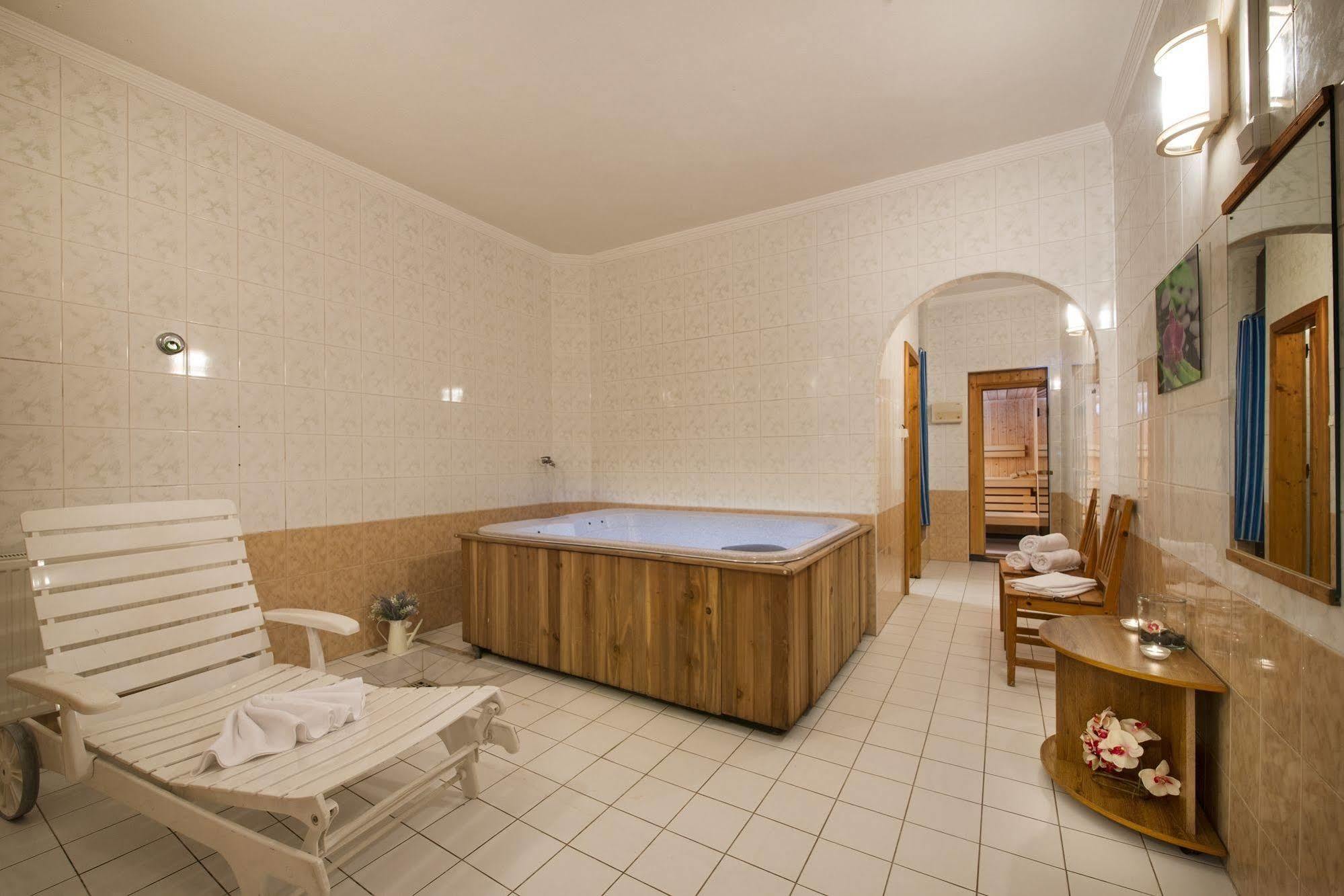 Penzion Pleso Strbske Pleso Exterior photo